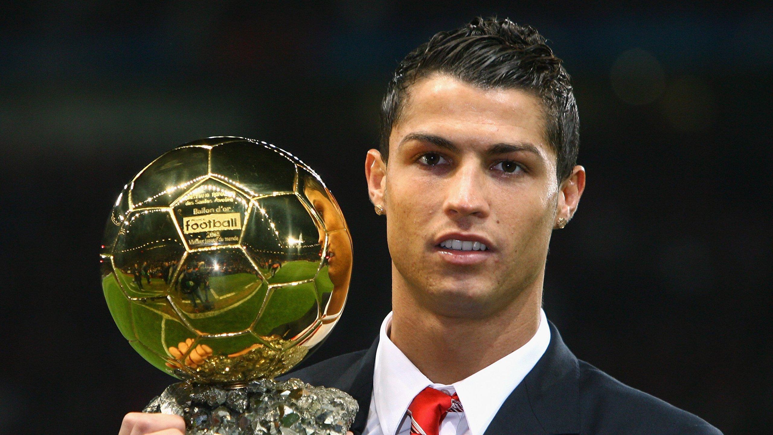 科曼转会震撼足坛！荷兰飞翼3000万欧加盟胜利队，今日敲定最终细节